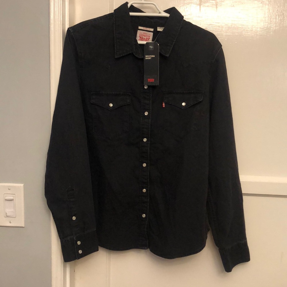 Levi’s button up women’s fringe shirt